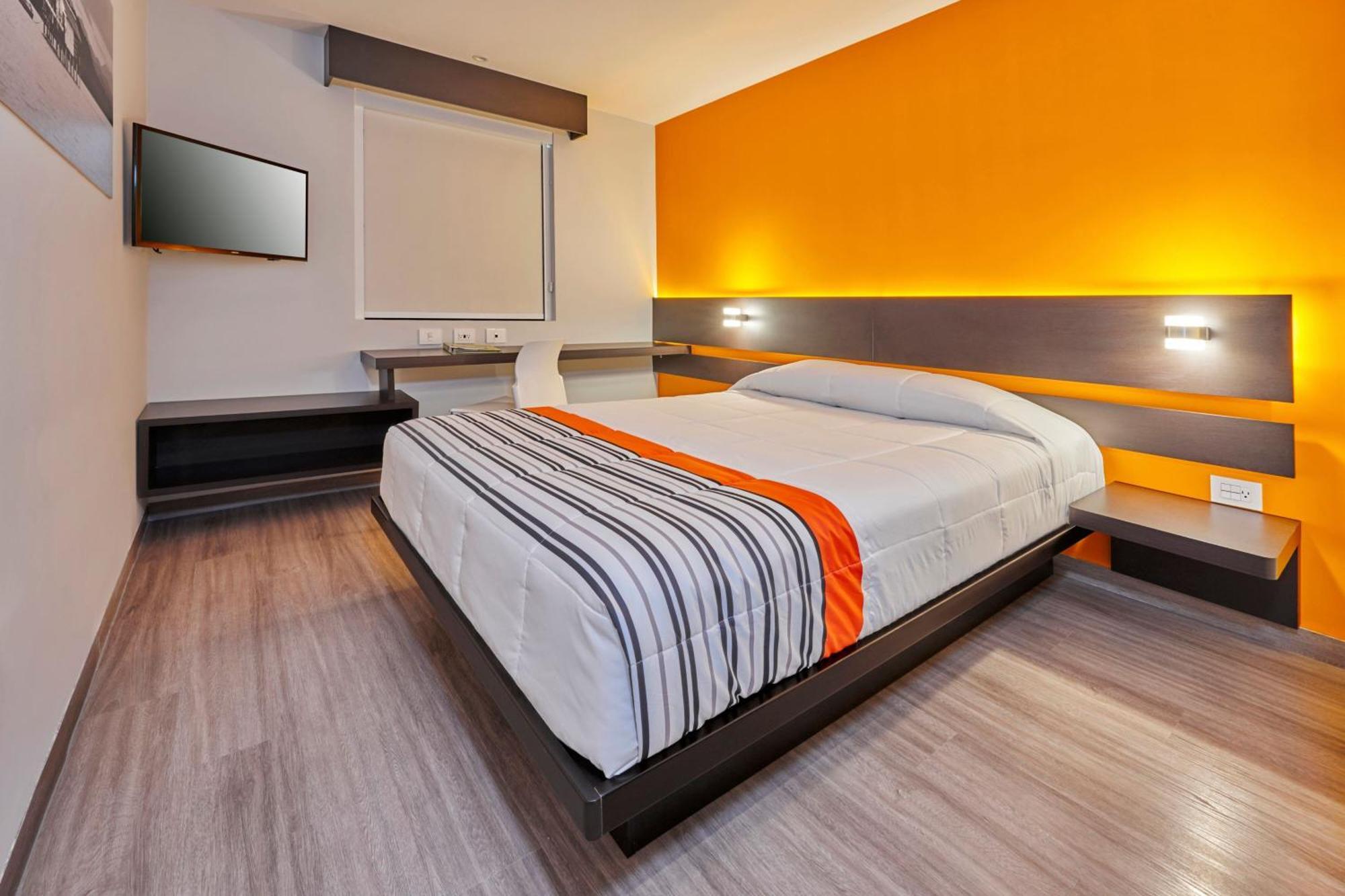 City Express Junior By Marriott San Luis Potosi Carranza Екстер'єр фото